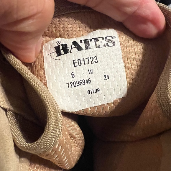 Bates  Vibram Combat Boots - Picture 7 of 7